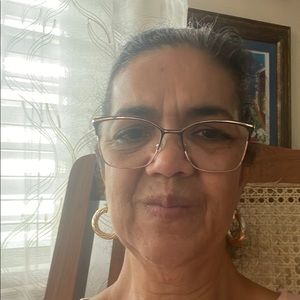 Meet your Posher, Gisela